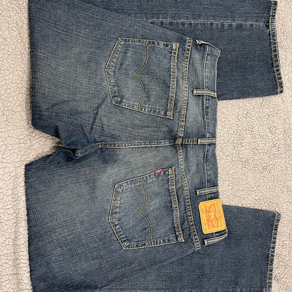 Levi’s Strauss & Co 569 38x34 - Picture 4 of 5